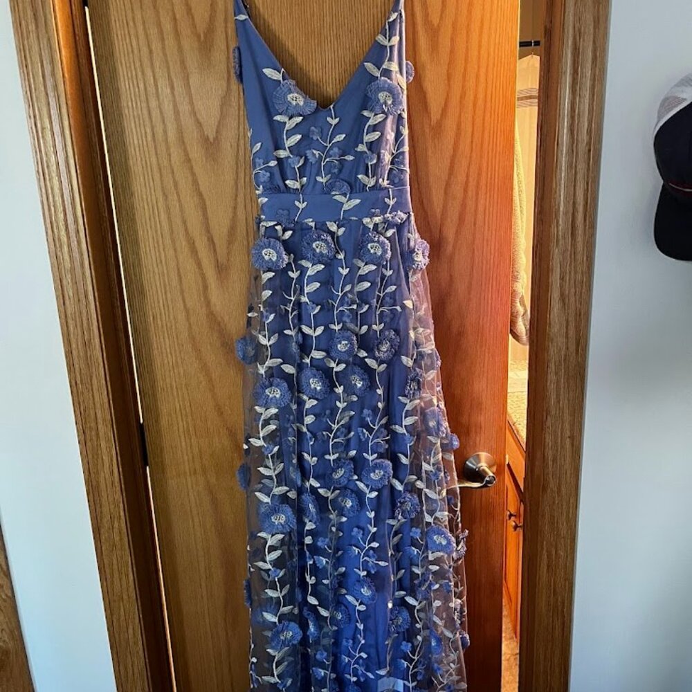 Arula Lilac Floral Embroidered Dress Size B